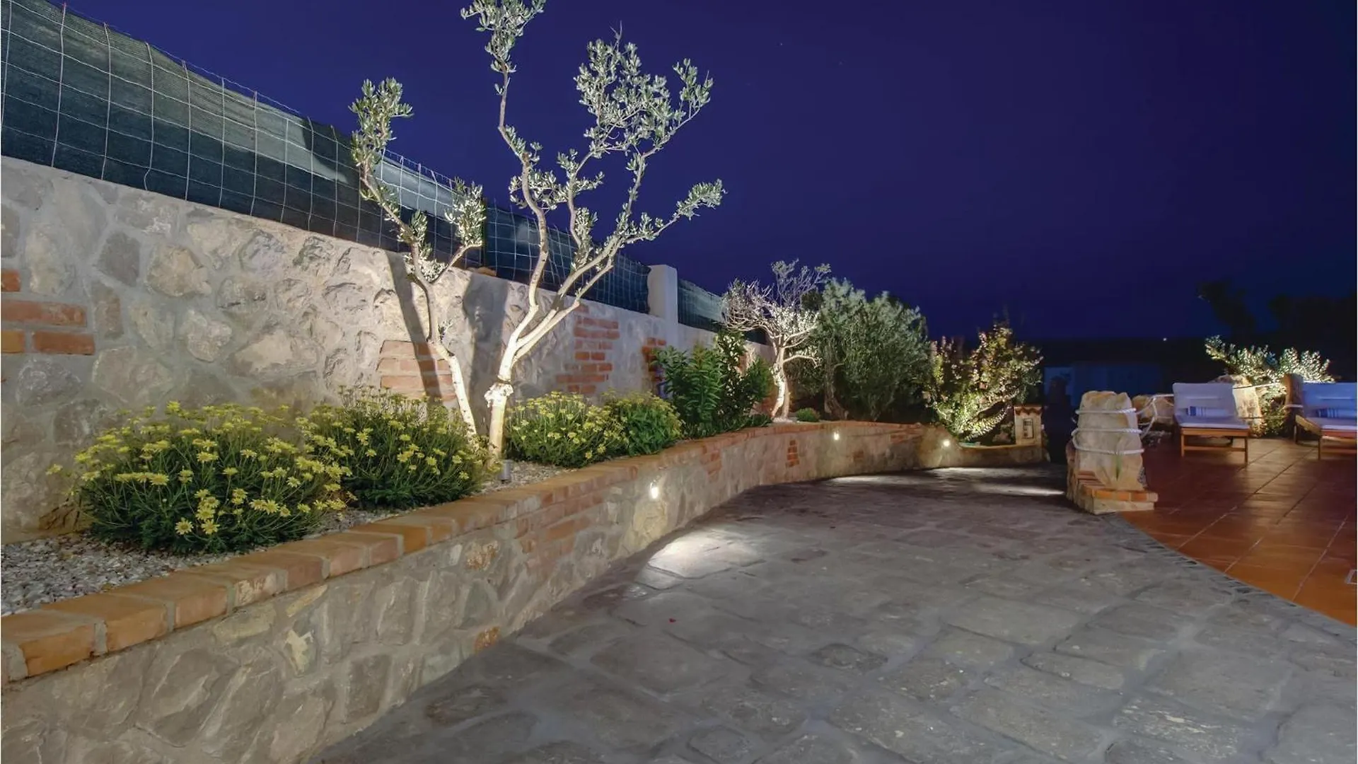 Gorgeous Home In Nerezine With House Sea View 0*,