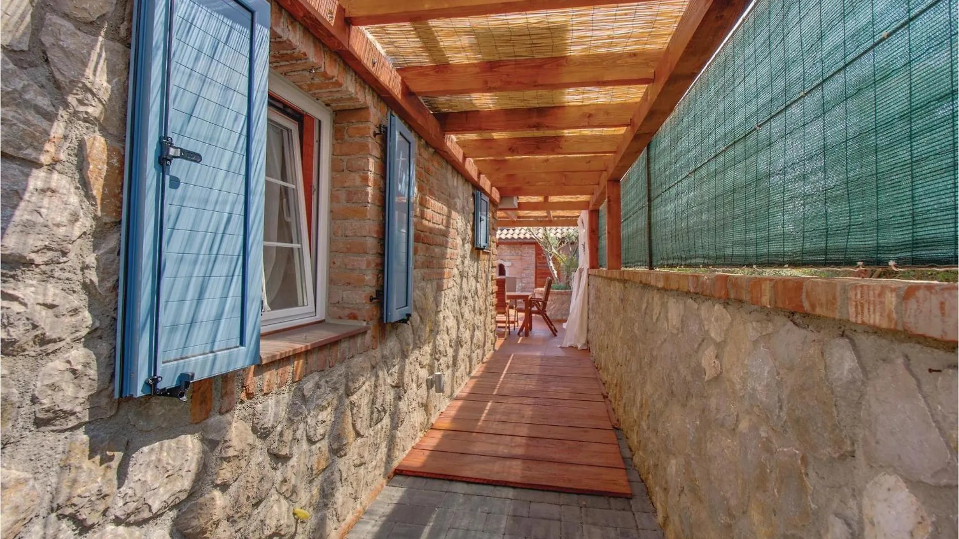 Gorgeous Home In Nerezine With House Sea View Holiday home
